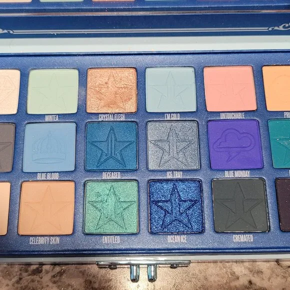 Makeup lot